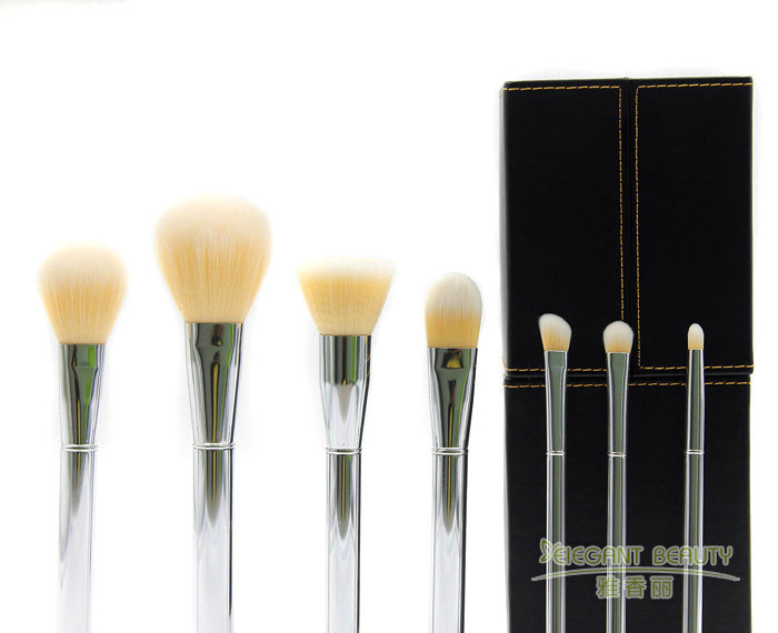 化妝刷定制的價格解析：定制刷具到底值不值得？